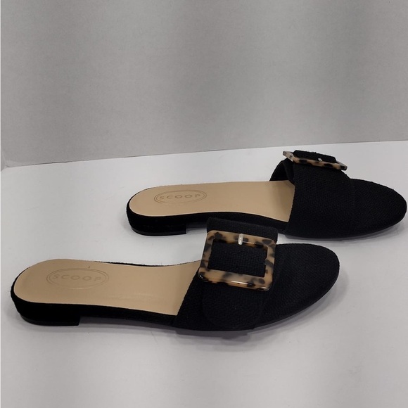 Scoop Women's Black Slide Sandals with Tortoise Buckle size 8 brand new w/box - Picture 3 of 7